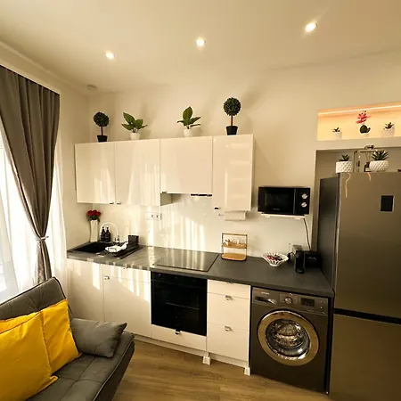 Apartment Vibe S33 Modern & Premium