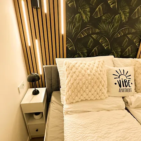 Vibe S33 Apartman Modern & Premium 公寓