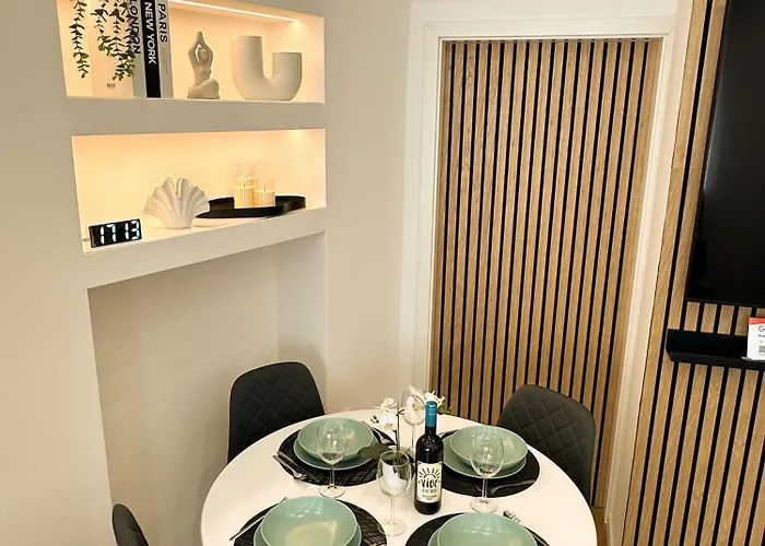 Vibe S33 Apartman Modern & Premium アパート *